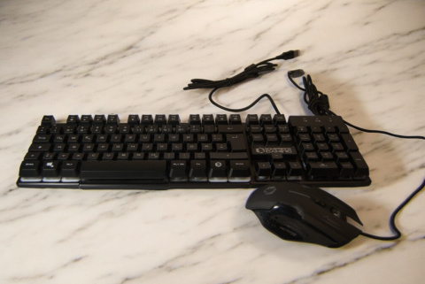 Klawiatura, mysz i podkładka MK800 LED RGB EMPIRE GAMING Klawiatura, mysz i podkładka MK800 LED RGB EMPIRE GAMING
