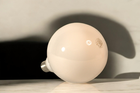 OSRAM LED Star Classic Globe 125 17W E27 2700K – Żarówka LED o Mocy 150W, Ciepła Biel, Matowa OSRAM LED Star Classic Globe 125 17W E27 2700K – Żarówka LED o Mocy 150W, Ciepła Biel, Matowa