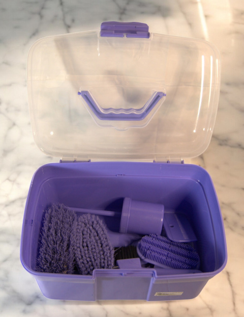 Zestaw do pielęgnacji koni dla dzieci Kerbl Mini Grooming Box Zestaw do pielęgnacji koni dla dzieci Kerbl Mini Grooming Box